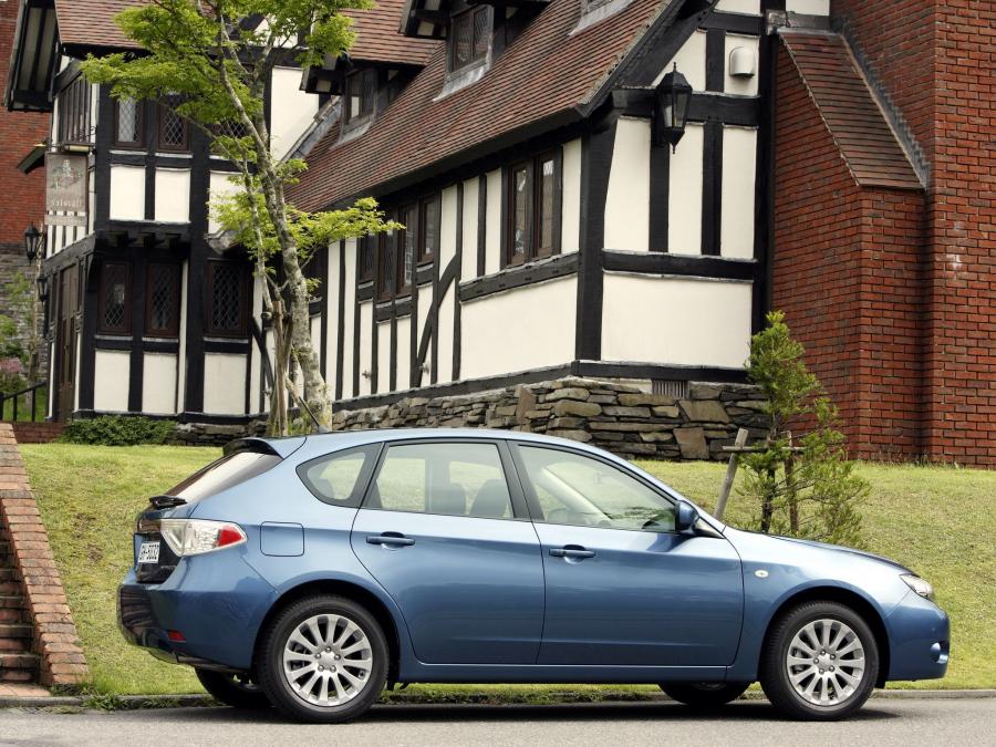  Subaru Impreza Hatchback 2007 года  (фото 4 из 5)